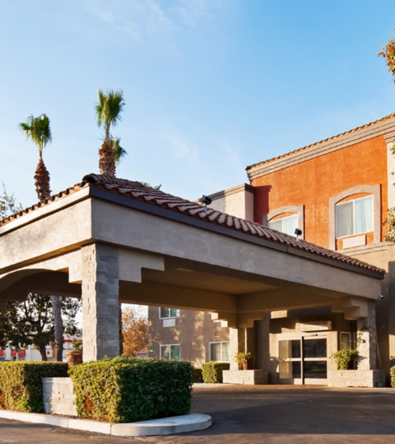 Patterson-Modesto Hotel Rooms